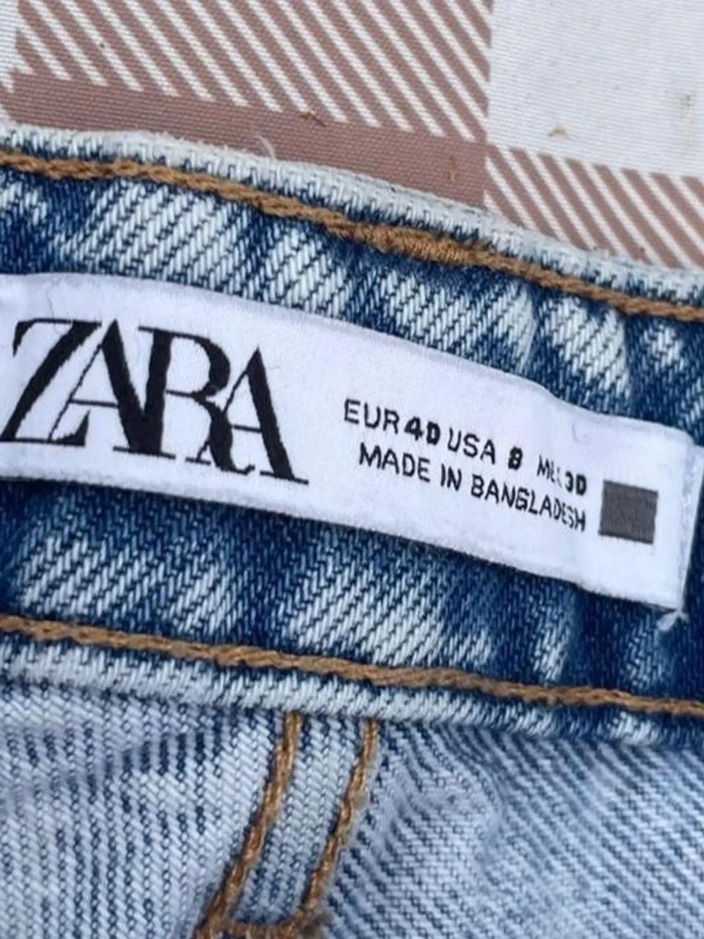 Zara Acid Wash High-Waist Denim Cutoff Shorts Raw Hem Size 8